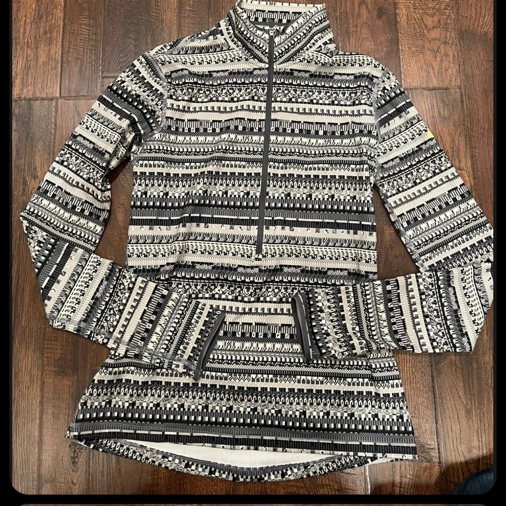 Nike pro 1/2 zip pullover